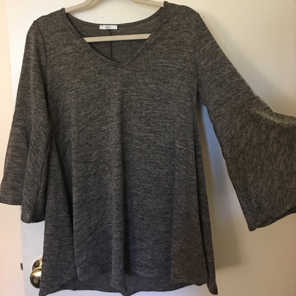 Tunic with bell sleeves